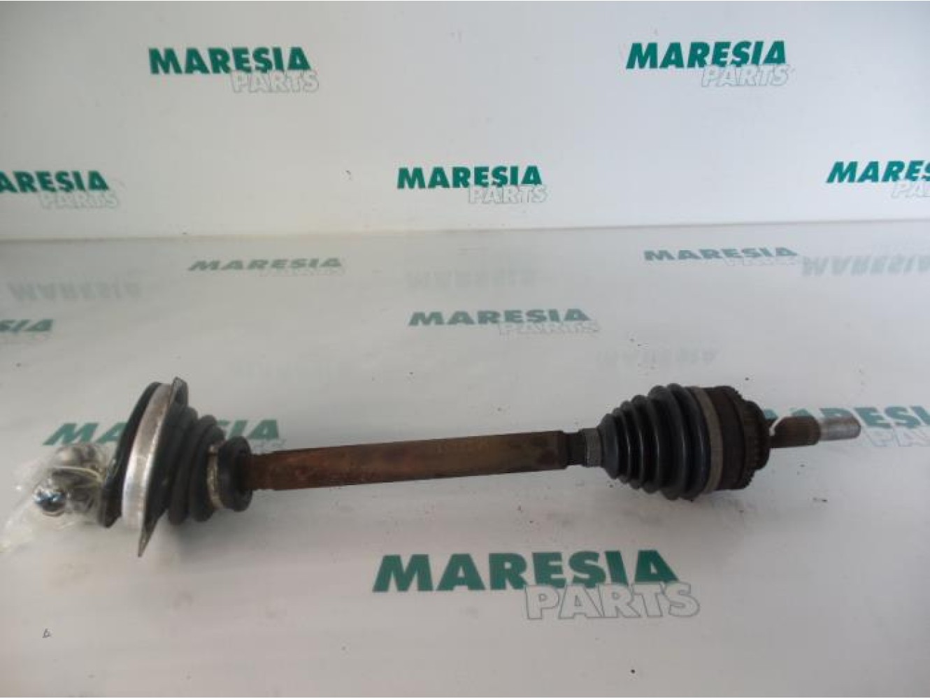 Renault - Megane Scenic - Aandrijfas links-voor