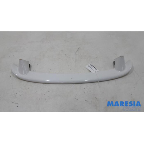 Peugeot - 107 - Spoiler Fenster hinten