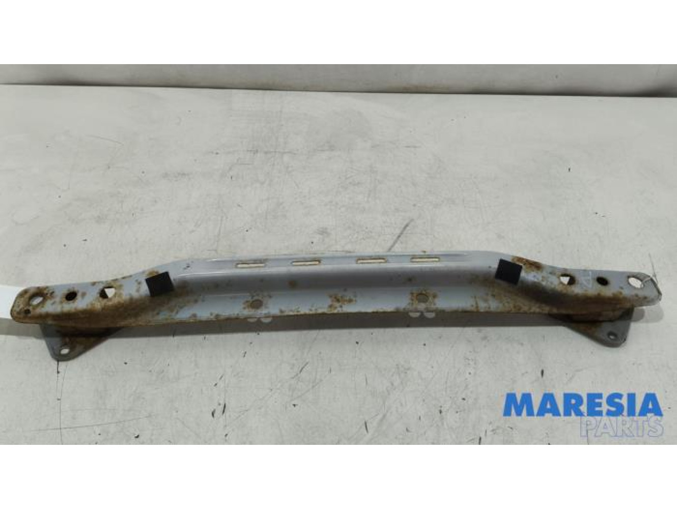 Peugeot - 107 - Rear bumper frame