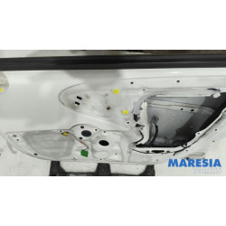 Peugeot - 107 - Portier 4Deurs rechts-voor