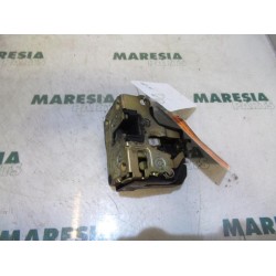 Renault - Megane Scenic - Front door lock mechanism 4-door, right