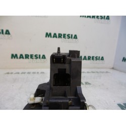 Renault - Megane Scenic - Front door lock mechanism 4-door, right