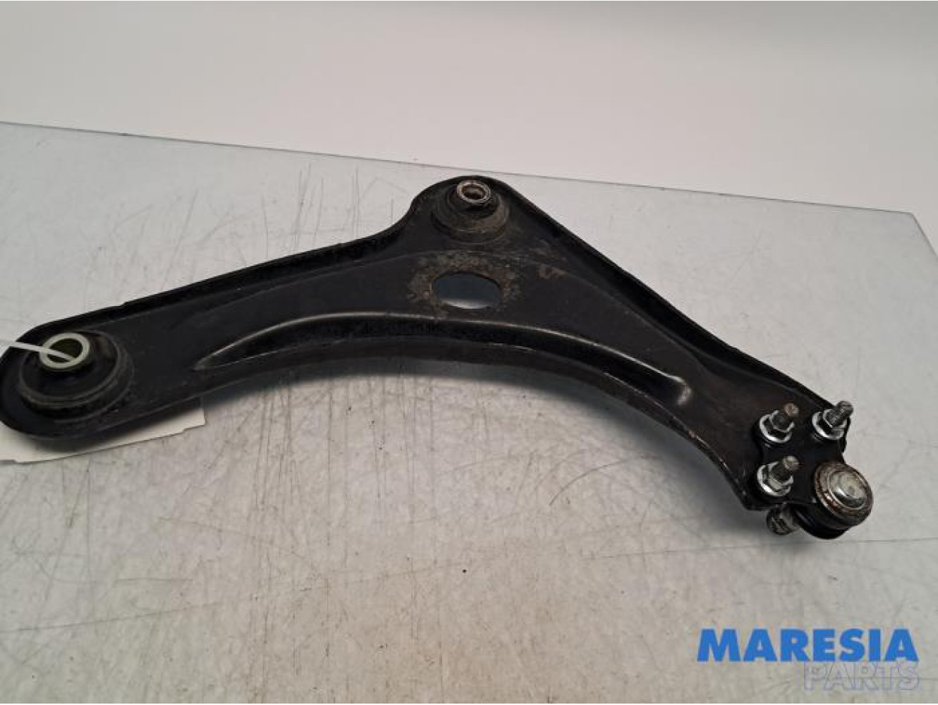 Citroen - DS3 - Draagarm onder links-voor