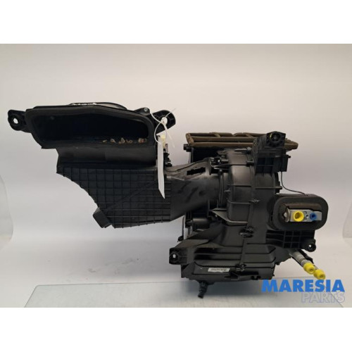 Peugeot - 107 - Heater housing