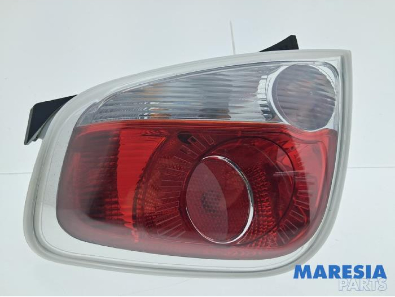 Fiat - 500 - Taillight, left