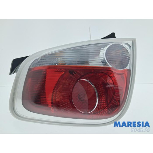 Fiat - 500 - Taillight, left