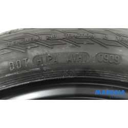 Peugeot - 107 - Krikset + reservewiel