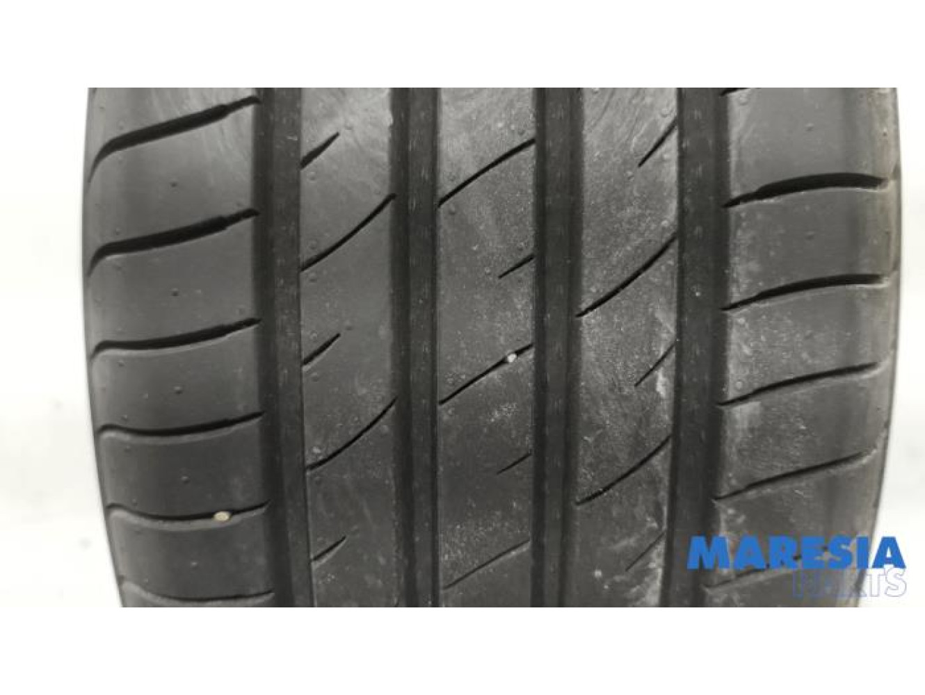 Peugeot - 107 - Pneu