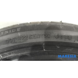 Peugeot - 107 - Pneu