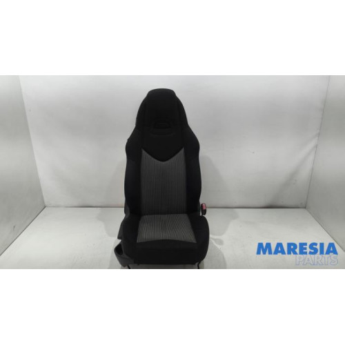 Peugeot - 308 - Sitz rechts
