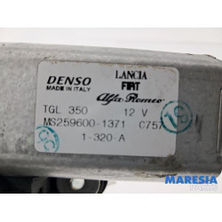 Fiat - 500 - Ruitenwissermotor achter