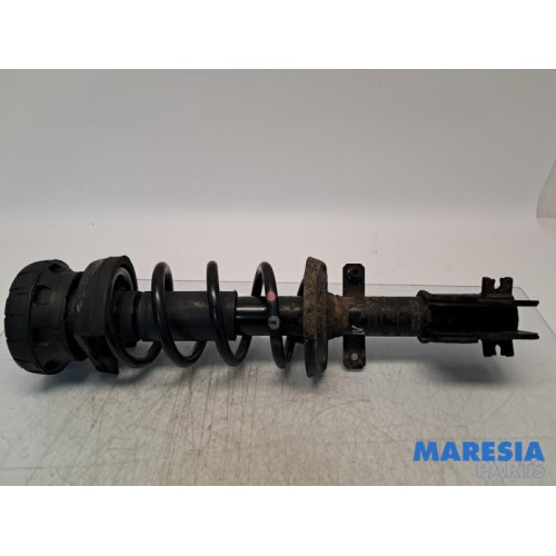 Renault - Trafic - Barre amortisseur avant gauche