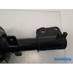 Renault - Trafic - Barre amortisseur avant droit