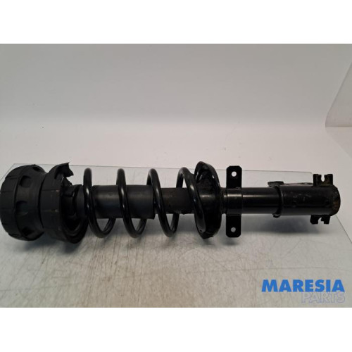 Renault - Trafic - Barre amortisseur avant droit