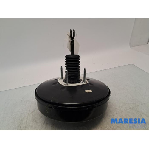 Renault - Trafic - Bremskraftverstärker