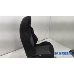 Peugeot - 308 - Stoel links