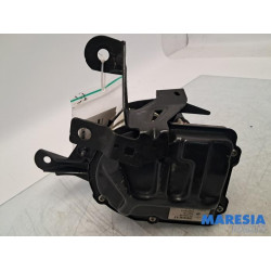 Renault - Trafic - Power steering pump
