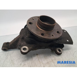 Renault - Trafic - Achsschenkel links vorne