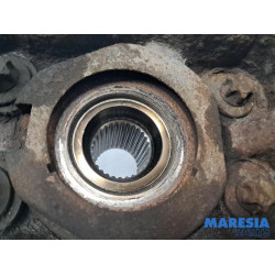 Renault - Trafic - Achsschenkel rechts vorne