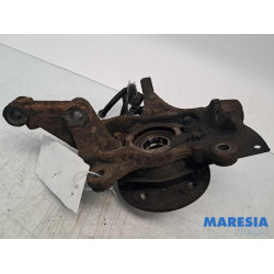 Renault - Trafic - Achsschenkel rechts vorne