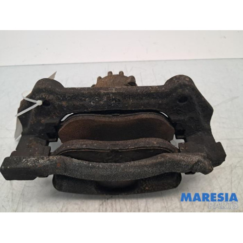 Renault - Trafic - Front brake calliper, left
