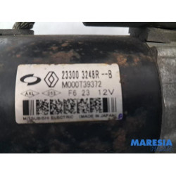 Renault - Trafic - Starter