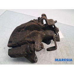 Renault - Trafic - Remklauw (Tang) links-achter