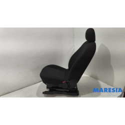 Opel - Combo - Stoel rechts