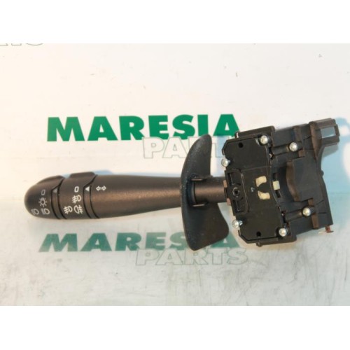 Renault - Megane Scenic - Indicator switch