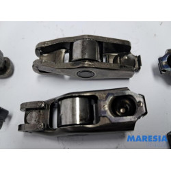 Renault - Trafic - Rocker arm