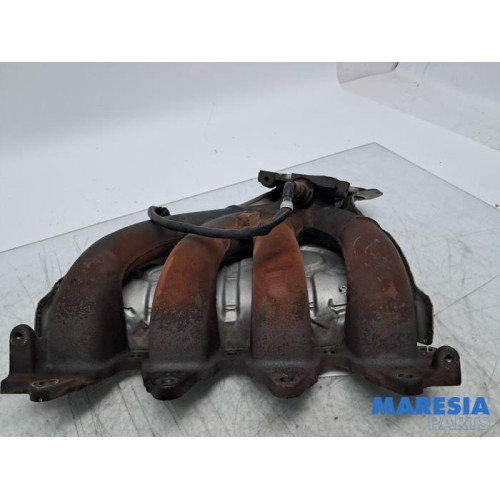 Renault - Grand Scenic - Abgaskrümmer