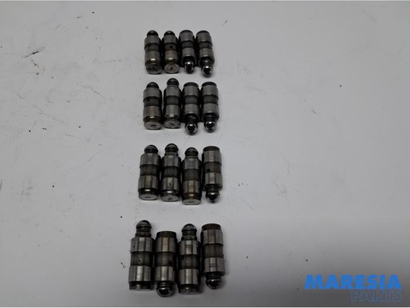 Renault - Trafic - Klepstoter