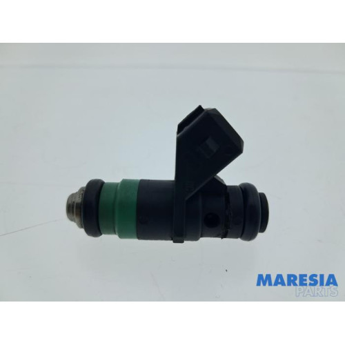 Renault - Grand Scenic - Injector (petrol injection)