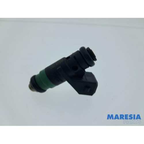 Renault - Grand Scenic - Injector (petrol injection)