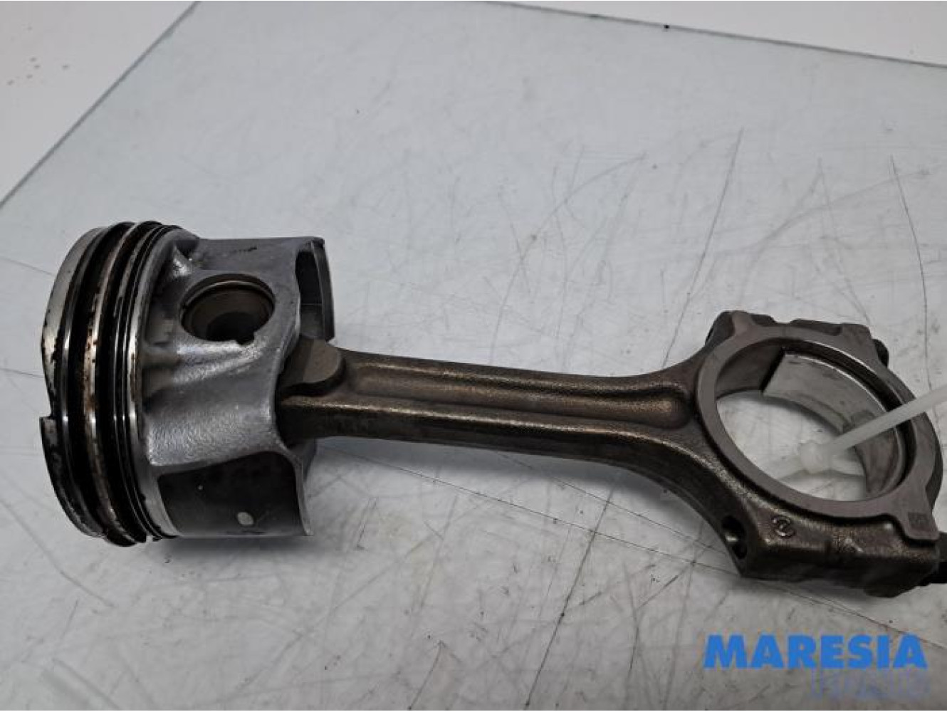 Renault - Captur - Drijfstang