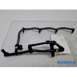 Renault - Trafic - Fuel line