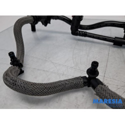 Renault - Trafic - Fuel line