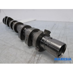 Renault - Captur - Camshaft