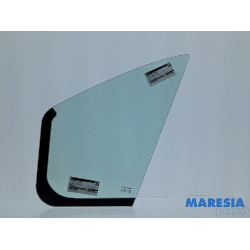 Renault - Trafic - Driehoeks Ruit links-voor