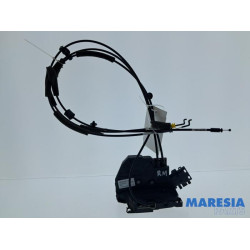 Renault - Trafic - Sliding door lock mechanism, right