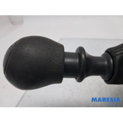 Renault - Trafic - Versnellingspook