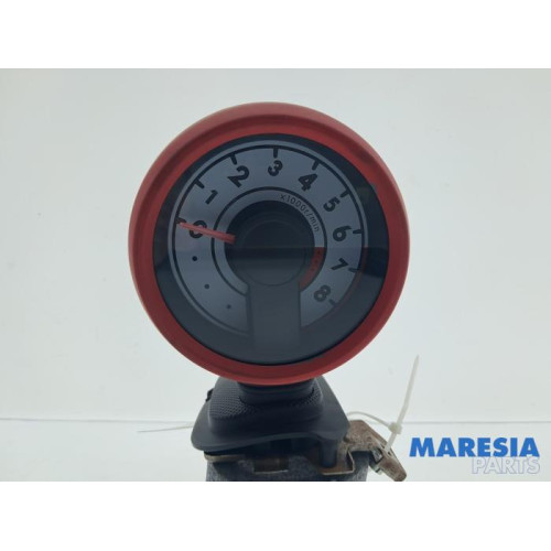 Peugeot - 107 - Tachometer