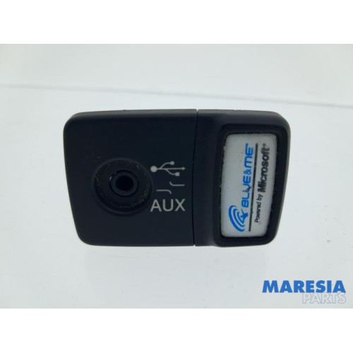 Fiat - Panda - AUX/USB aansluiting