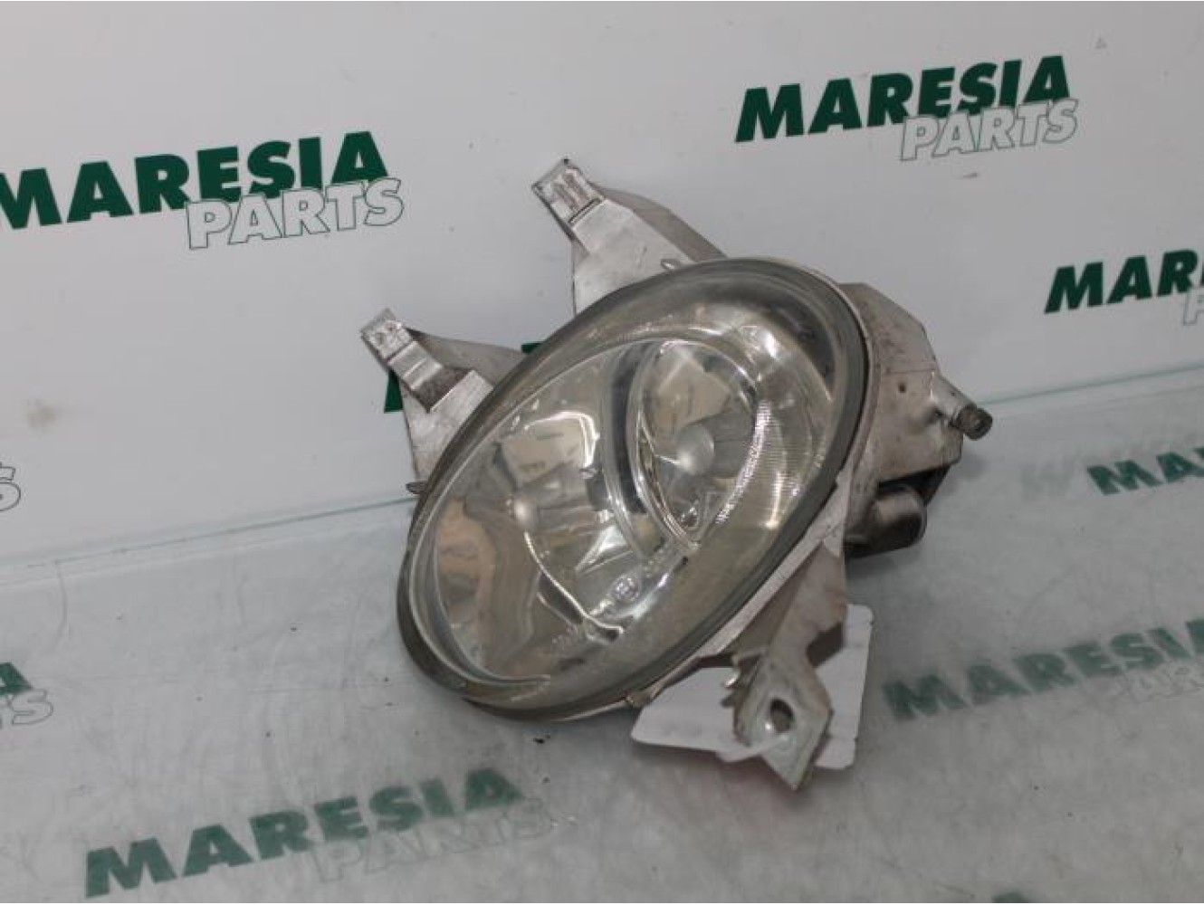 Peugeot - 206 - Fog light, front left