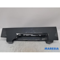 Renault - Trafic - Taillight edging, right