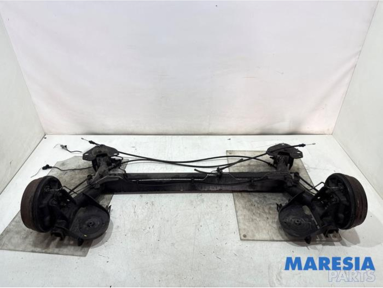 Dacia - Lodgy - Rear-wheel drive axle