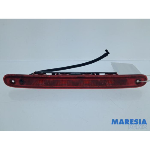 Peugeot - 107 - Extra Remlicht midden