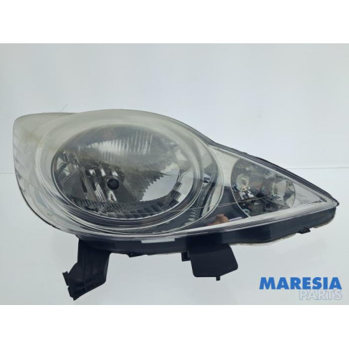 Peugeot - 107 - Koplamp rechts