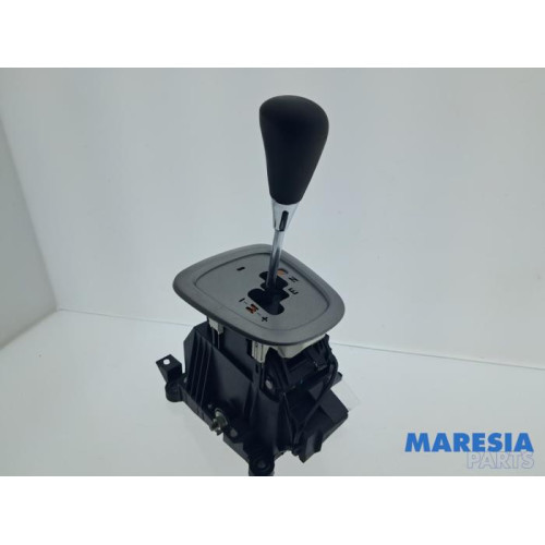 Peugeot - 107 - Automatic gear selector