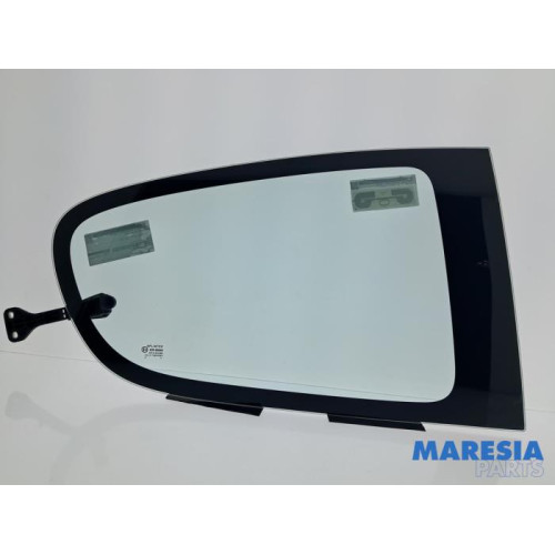 Peugeot - 107 - Rear door window 4-door door, rear right